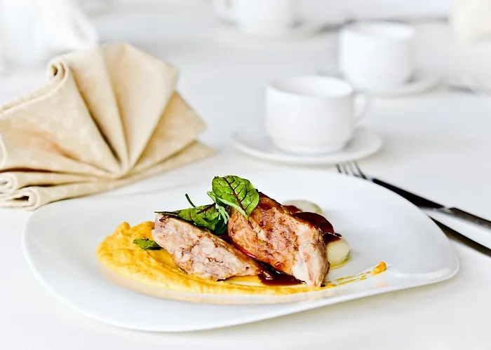 Hotel Sportwerk Tyniec Maly